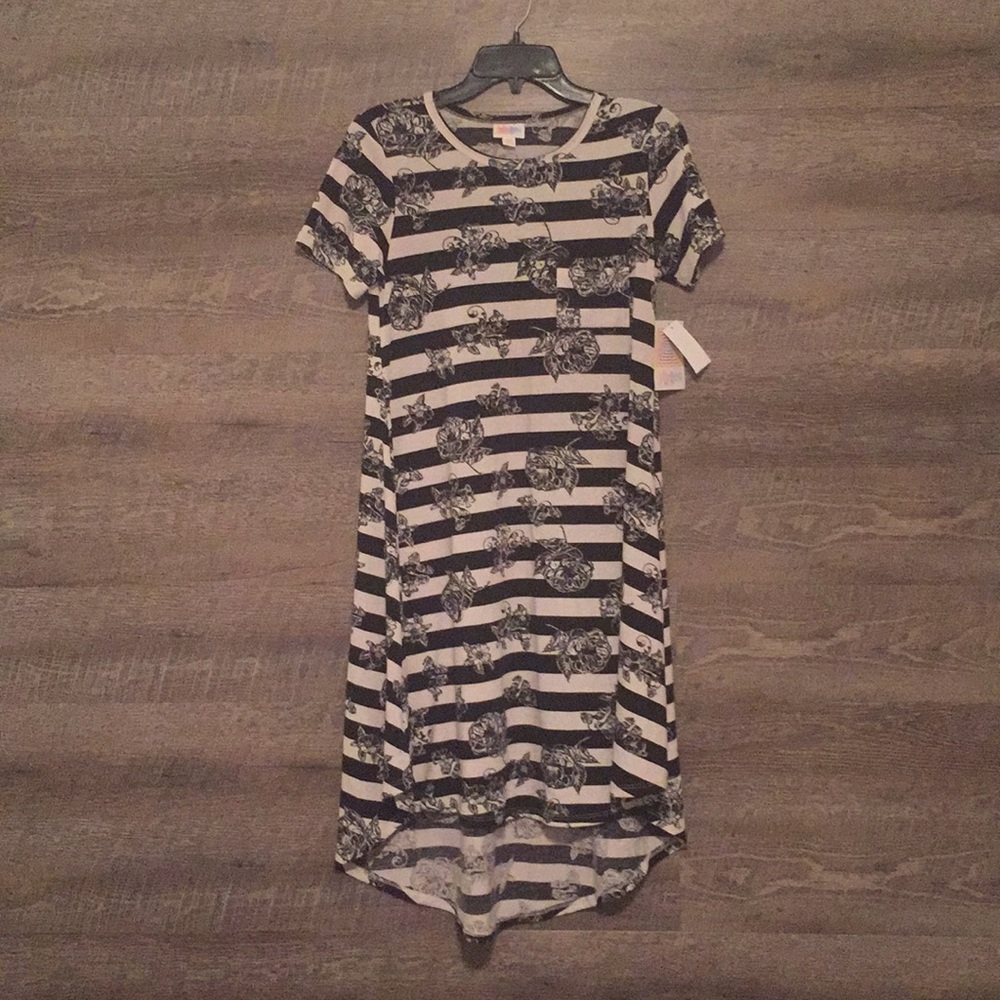 NWT LuLaRoe Carly Dress
